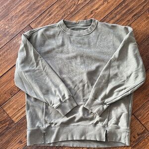 Aerie Women’s Sage Crewneck Sweater